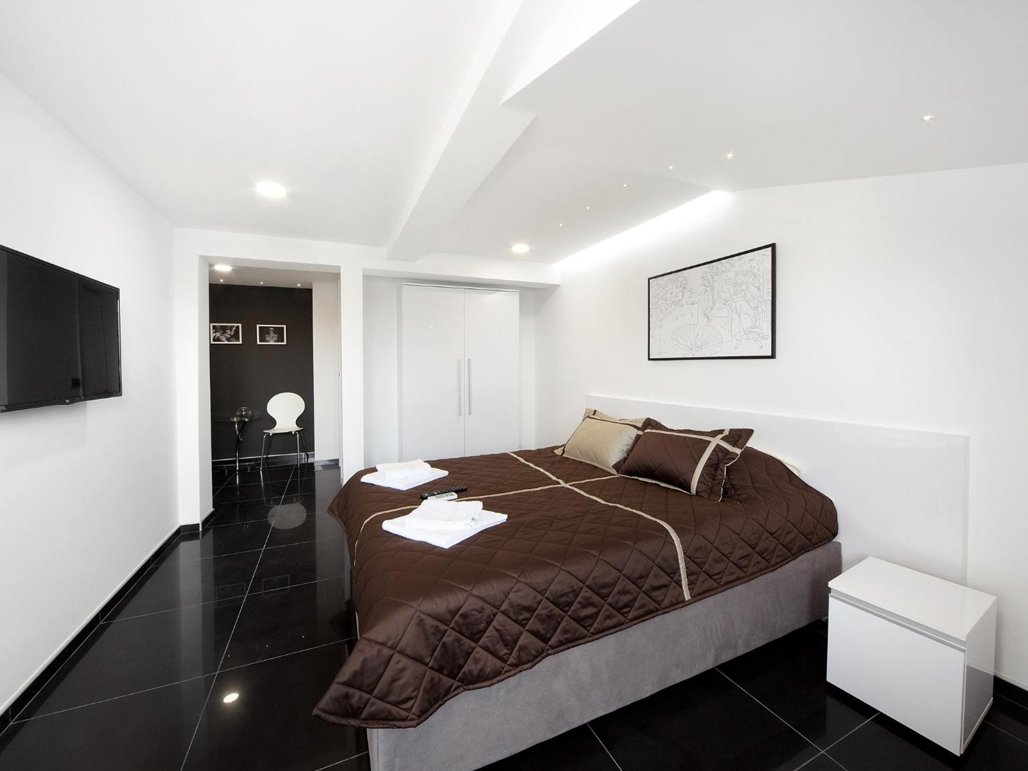 Agent Lux Apartments Jagodina Eksteriør billede