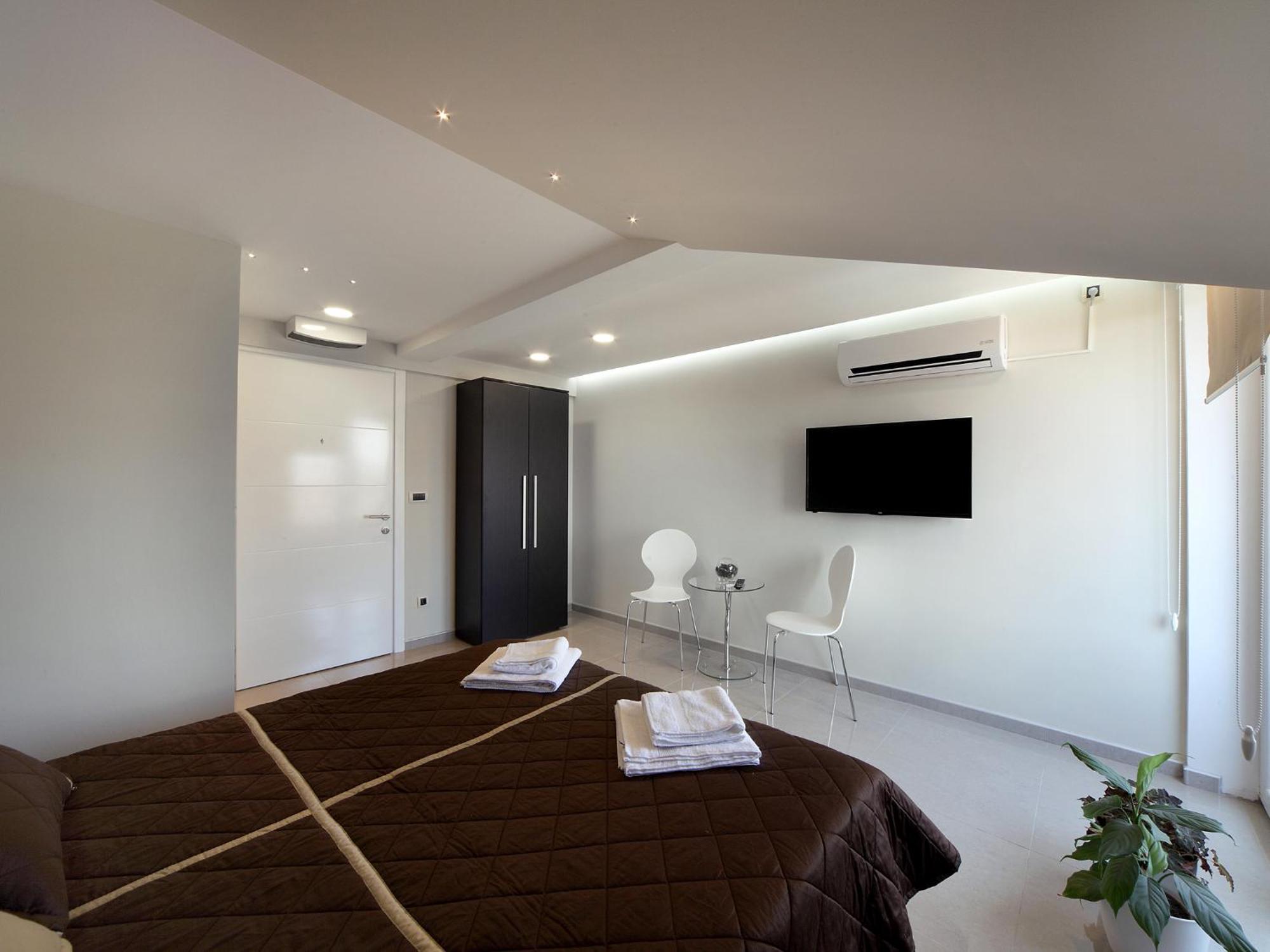 Agent Lux Apartments Jagodina Eksteriør billede