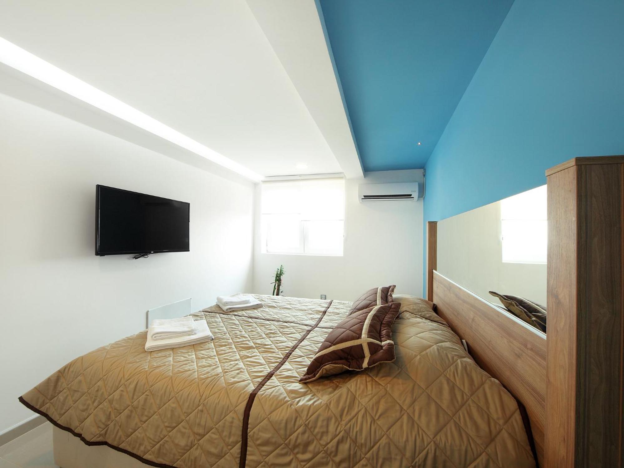 Agent Lux Apartments Jagodina Eksteriør billede