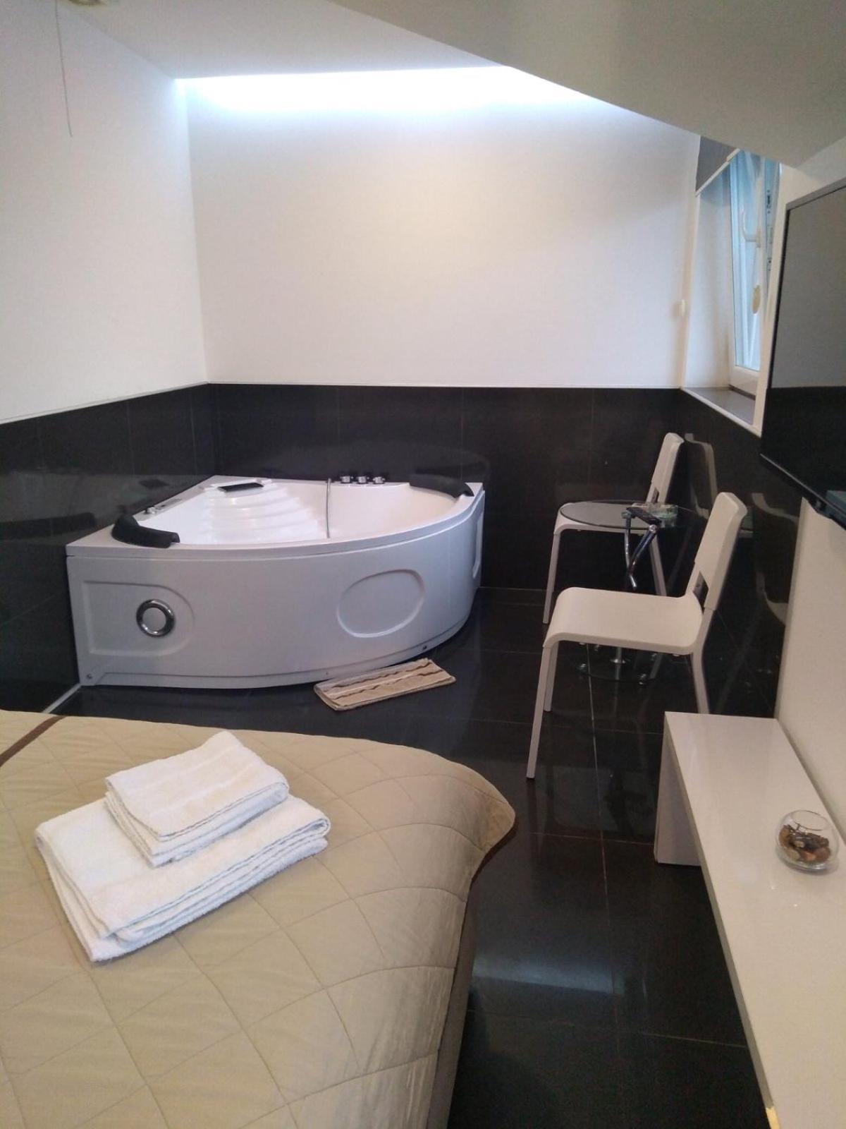 Agent Lux Apartments Jagodina Værelse billede