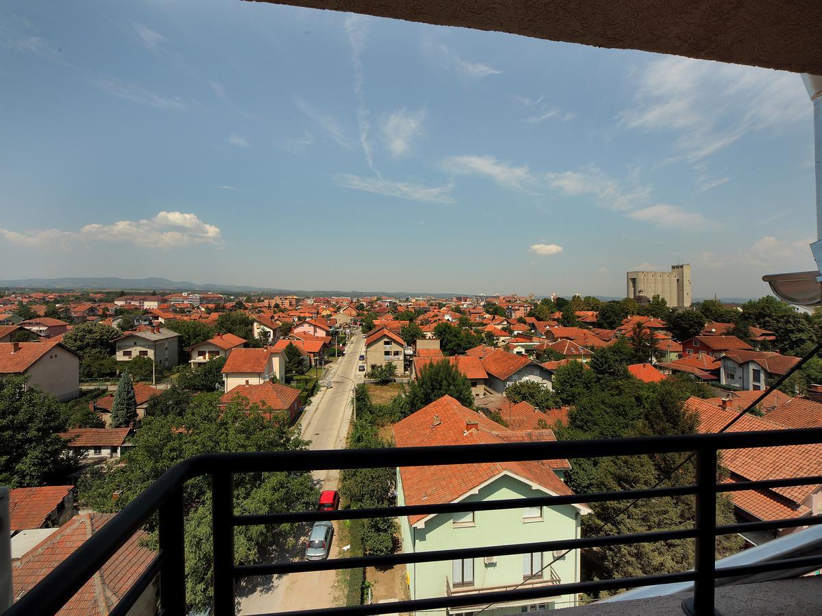 Agent Lux Apartments Jagodina Eksteriør billede