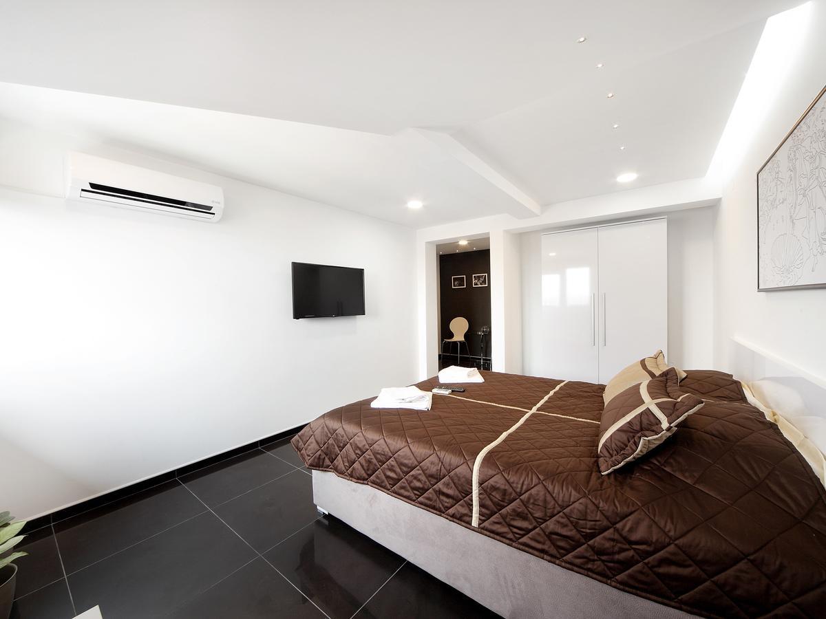 Agent Lux Apartments Jagodina Eksteriør billede